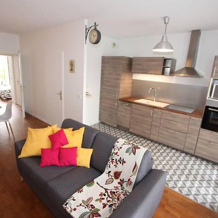 Sloan Square Apartment Bmyguest Serris Exterior foto