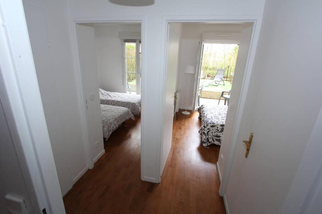 Sloan Square Apartment Bmyguest Serris Exterior foto